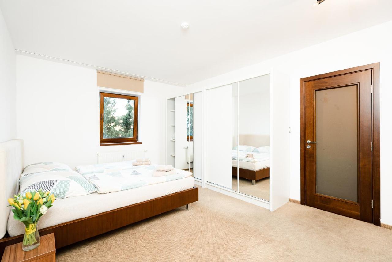 Apartmany Jako Doma Plzen Bagian luar foto
